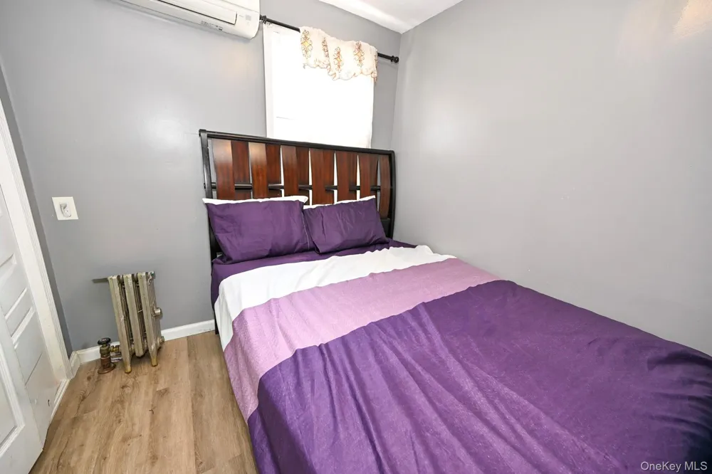11537 114th Place South Ozone Park, NY 11420