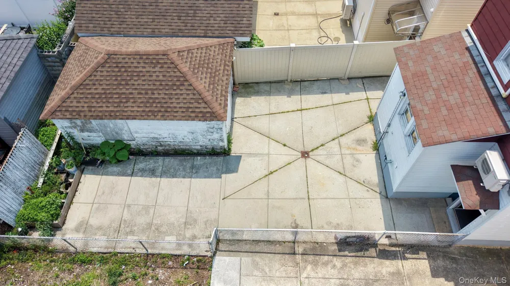 11537 114th Place South Ozone Park, NY 11420