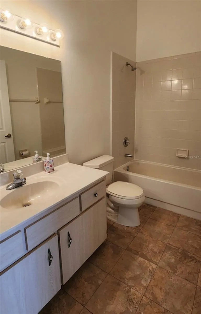 4613 BARNACLE DRIVE Port Orange, FL 32127