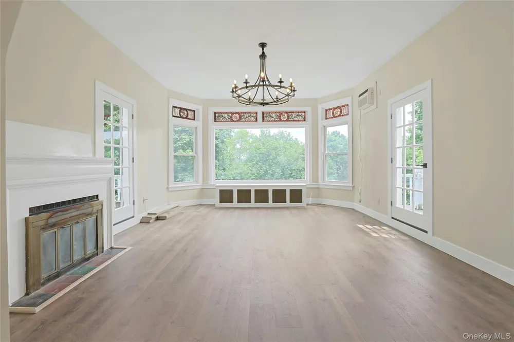 12 Shadyside Avenue Nyack, NY 10960