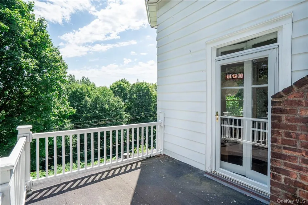 12 Shadyside Avenue Nyack, NY 10960