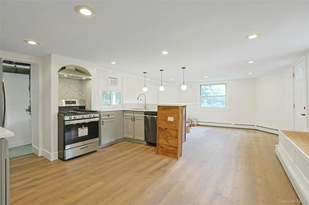 12 Shadyside Avenue Nyack, NY 10960