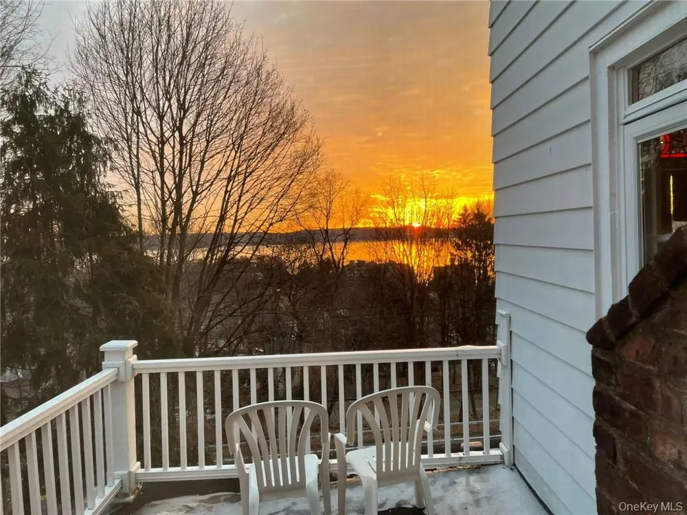 12 Shadyside Avenue Nyack, NY 10960
