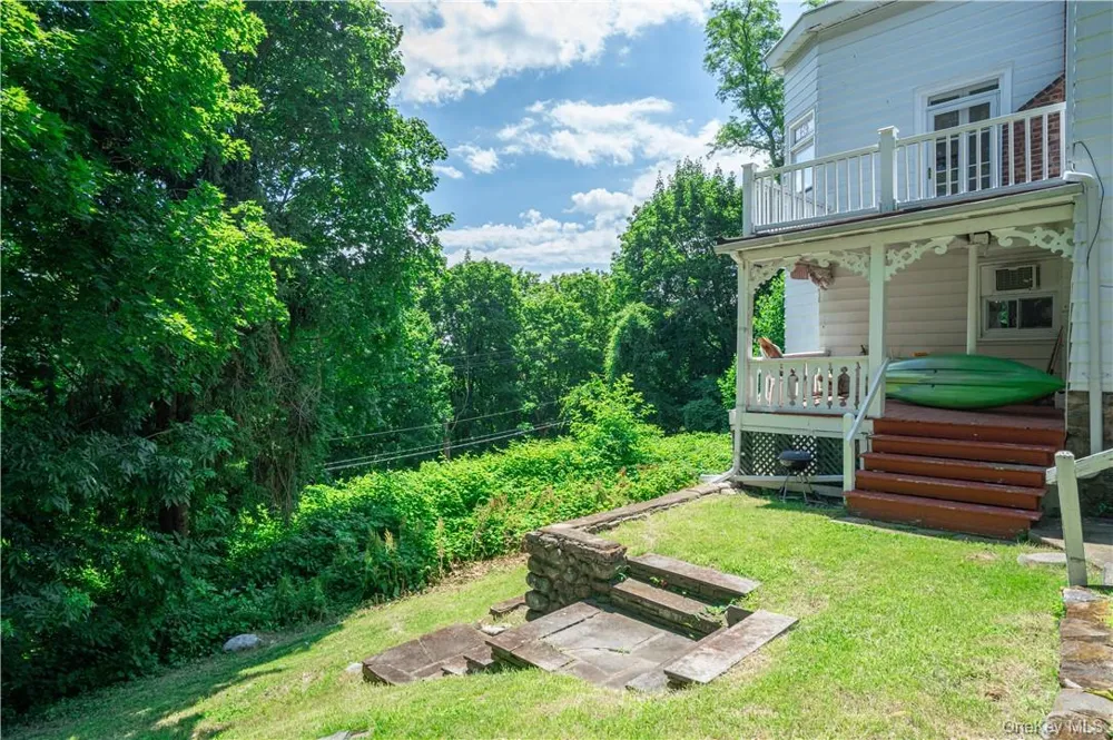12 Shadyside Avenue Nyack, NY 10960