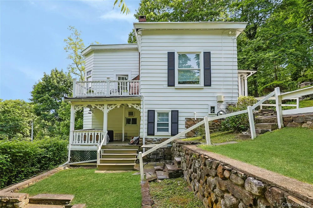12 Shadyside Avenue Nyack, NY 10960