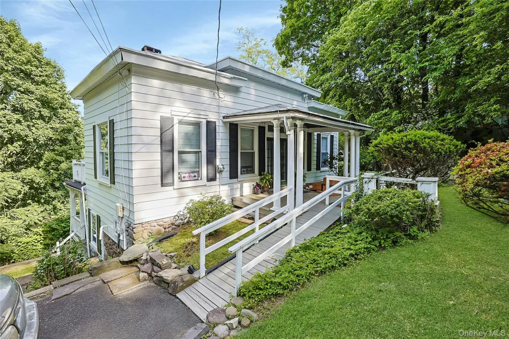 12 Shadyside Avenue Nyack, NY 10960