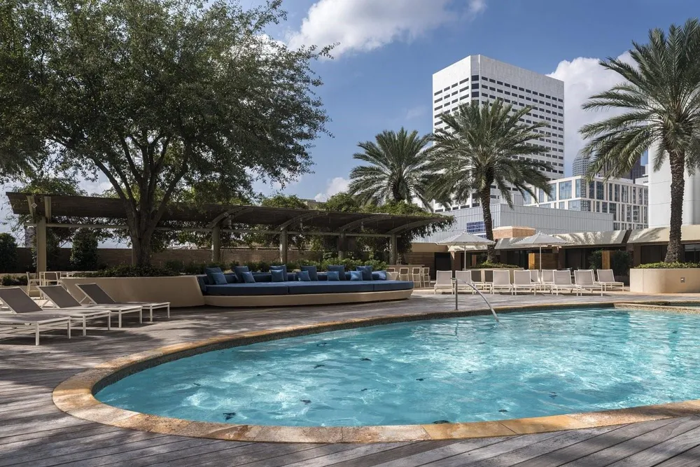 1111 Caroline Street #2611 Houston, TX 77010