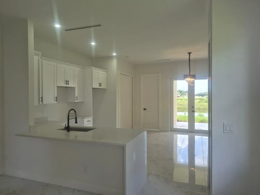 546 Pachman Circle Lehigh Acres, FL 33974