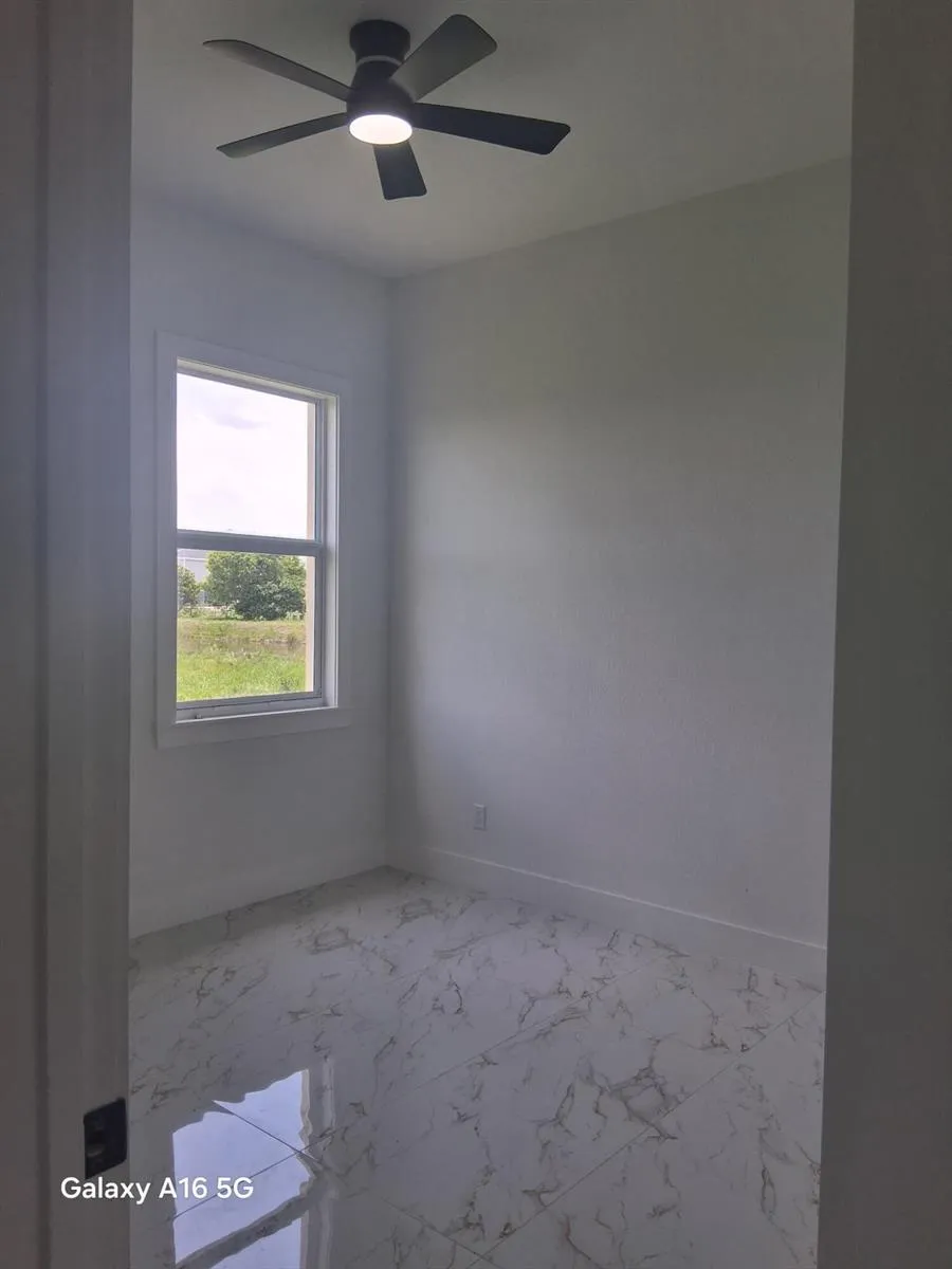 546 Pachman Circle Lehigh Acres, FL 33974