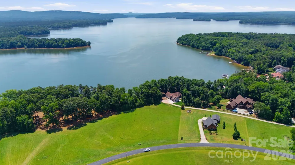 206 Kendricks Cove Lexington, NC 27292
