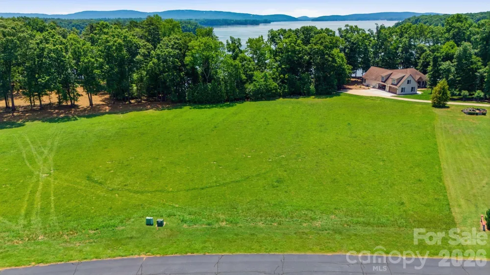 206 Kendricks Cove Lexington, NC 27292