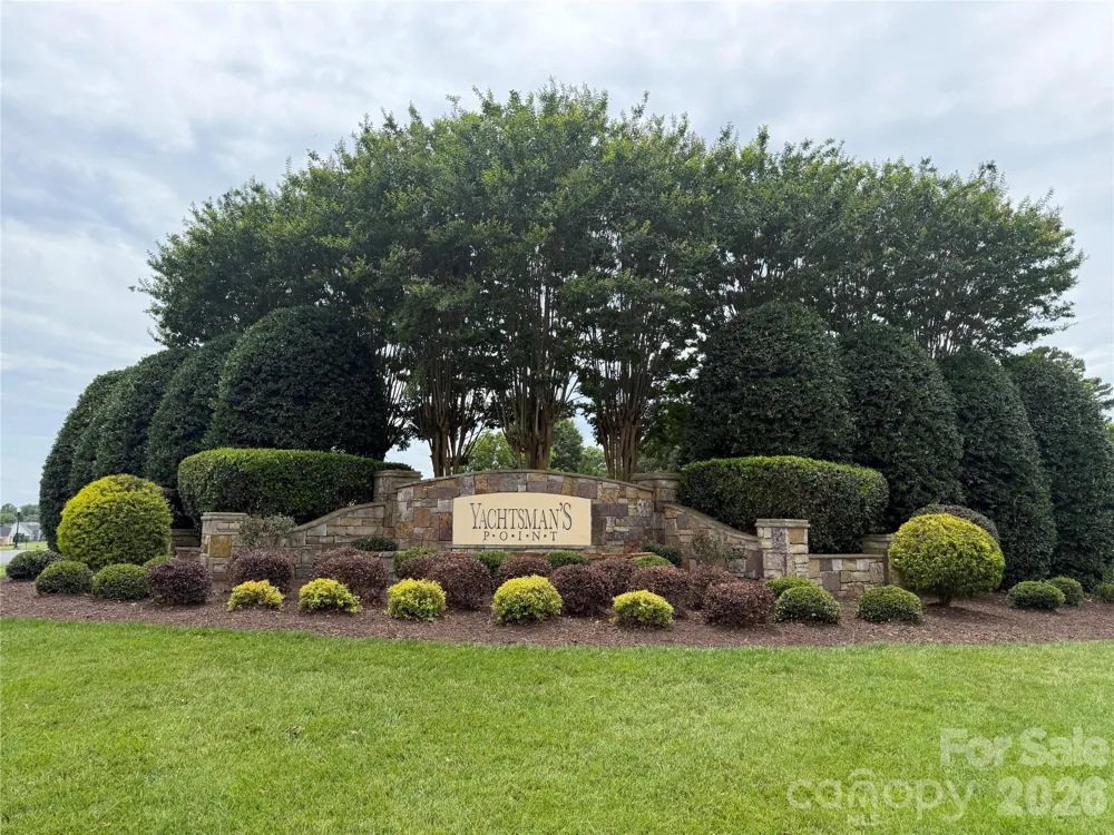 206 Kendricks Cove Lexington, NC 27292