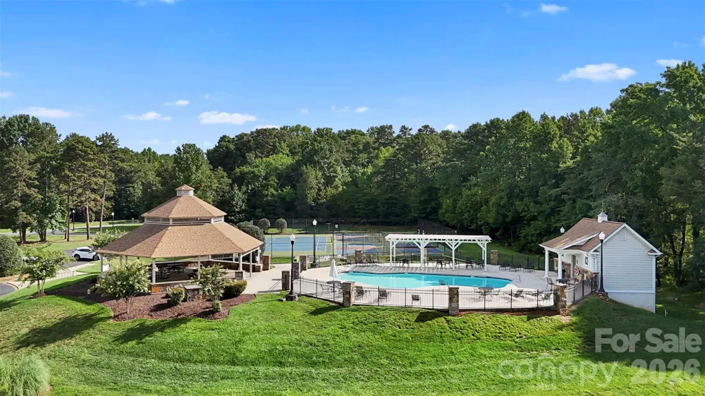 206 Kendricks Cove Lexington, NC 27292