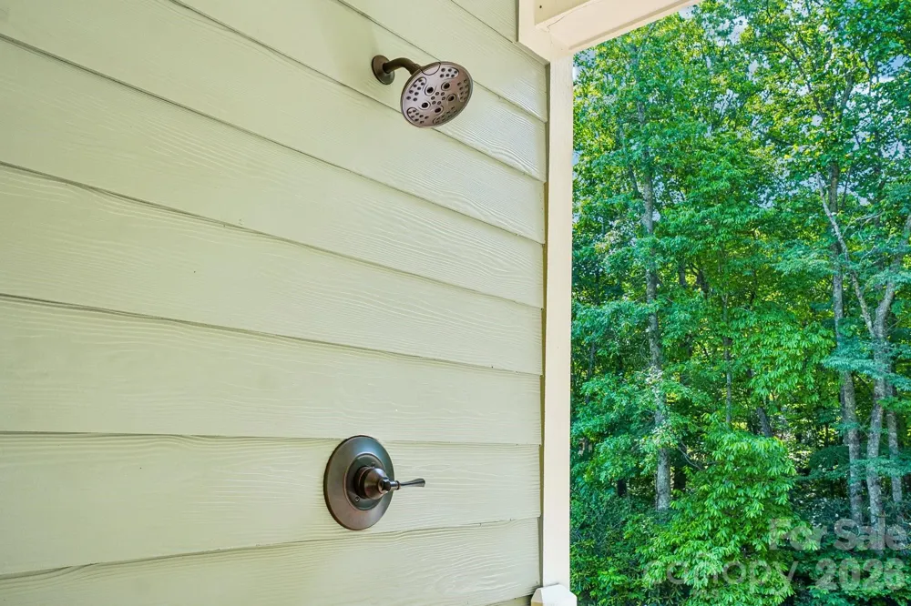 268 Appalachian Retreat Spruce Pine, NC 28777