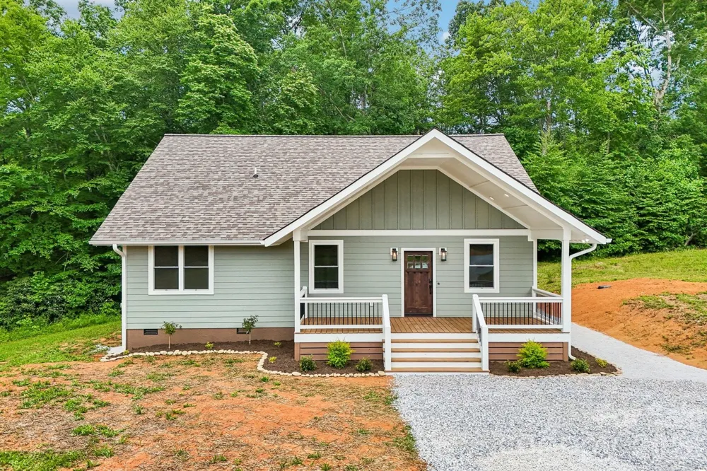 268 Appalachian Retreat Spruce Pine, NC 28777