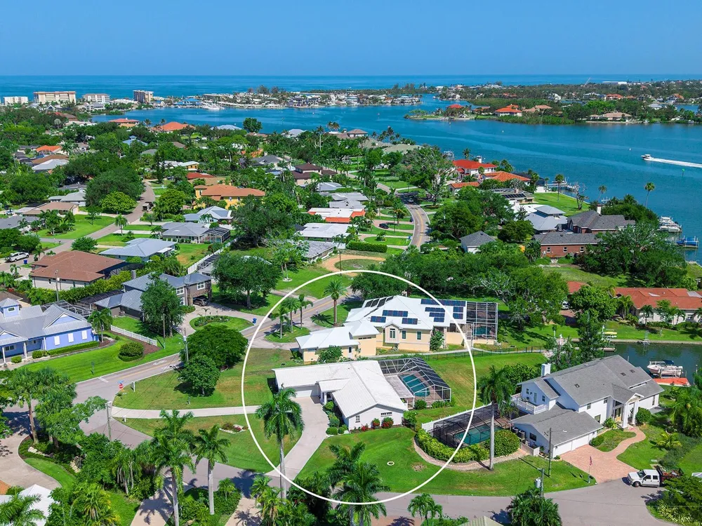396 BAYSHORE DRIVE Venice, FL 34285