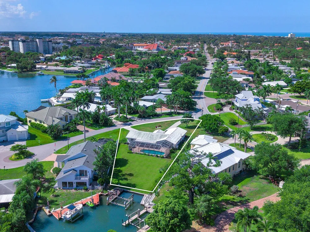 396 BAYSHORE DRIVE Venice, FL 34285