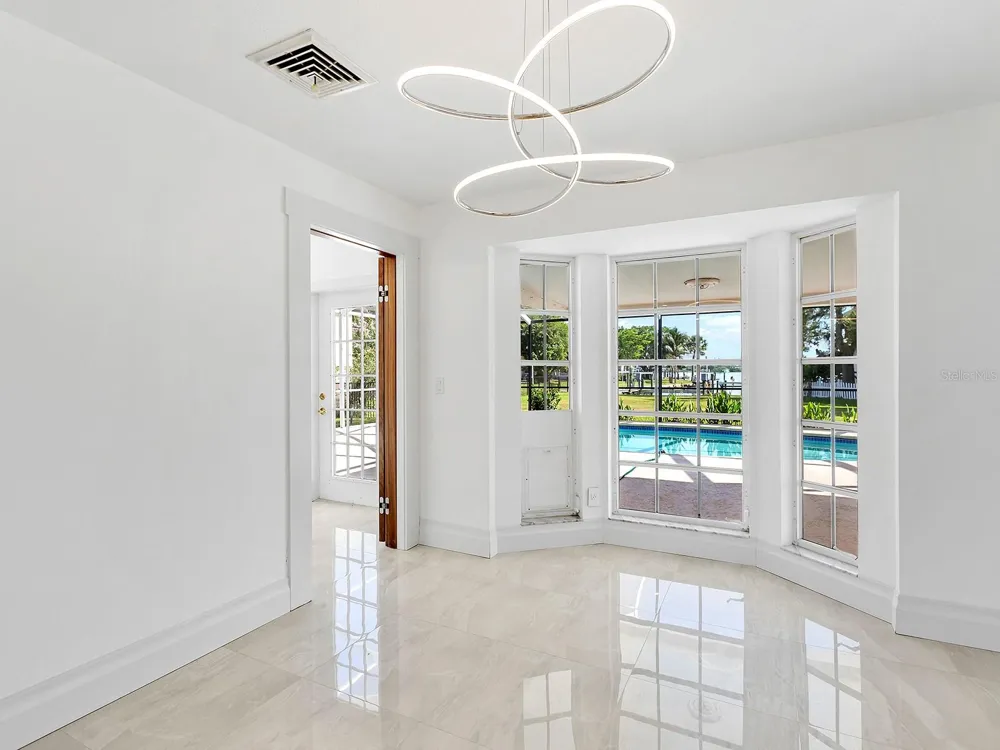 396 BAYSHORE DRIVE Venice, FL 34285