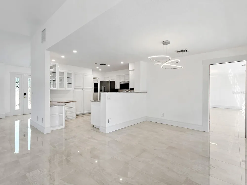 396 BAYSHORE DRIVE Venice, FL 34285