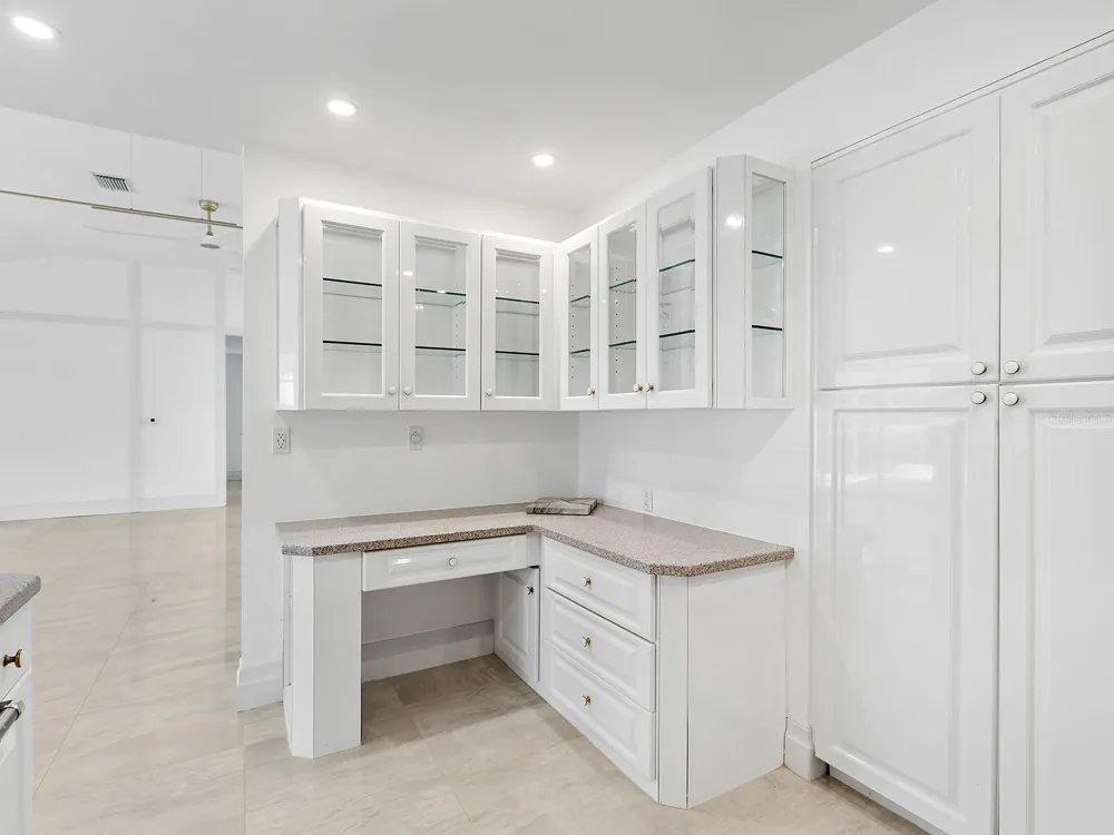 396 BAYSHORE DRIVE Venice, FL 34285