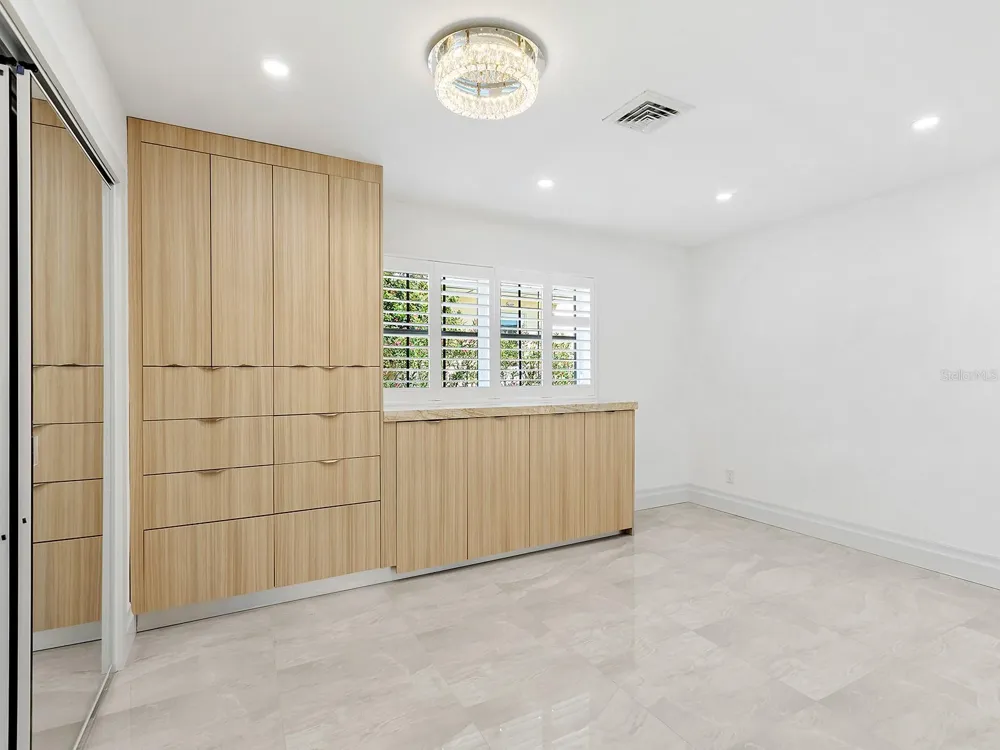396 BAYSHORE DRIVE Venice, FL 34285