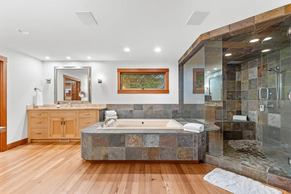 1492 Homestead Trail Medina, MN 55356