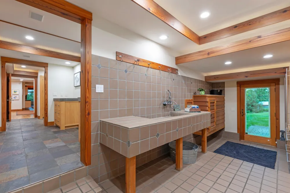 1492 Homestead Trail Medina, MN 55356