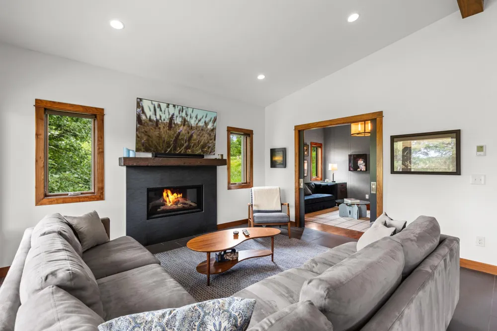 1492 Homestead Trail Medina, MN 55356