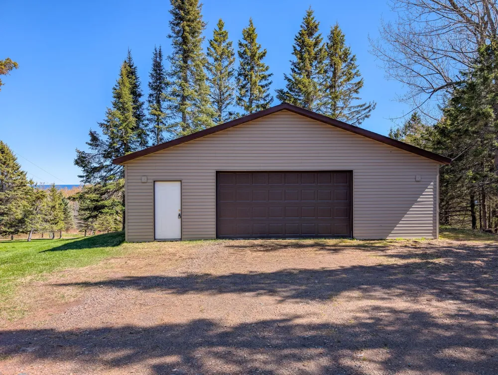 6076 Highway 61 Silver Bay, MN 55614