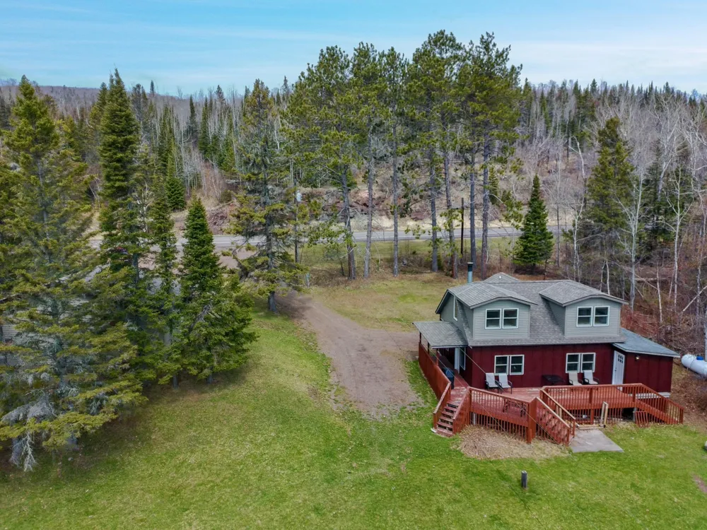 6076 Highway 61 Silver Bay, MN 55614