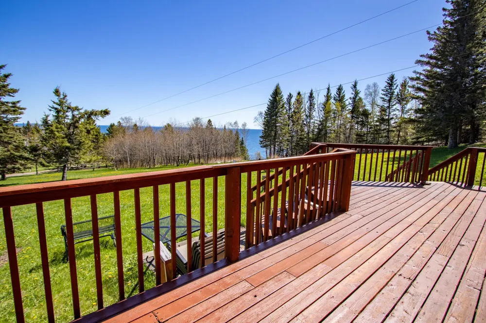 6076 Highway 61 Silver Bay, MN 55614