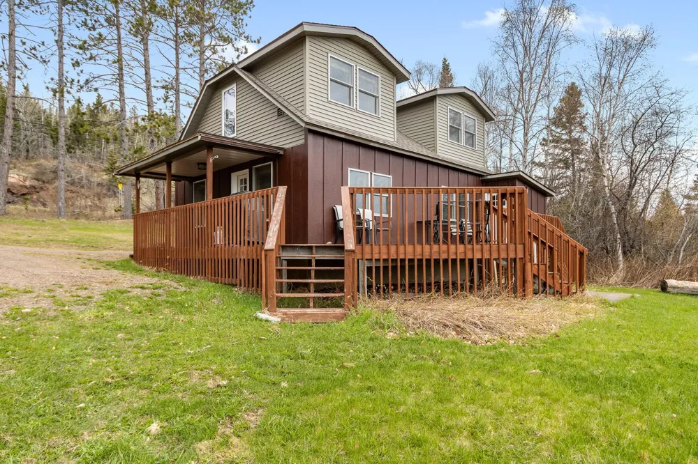 6076 Highway 61 Silver Bay, MN 55614