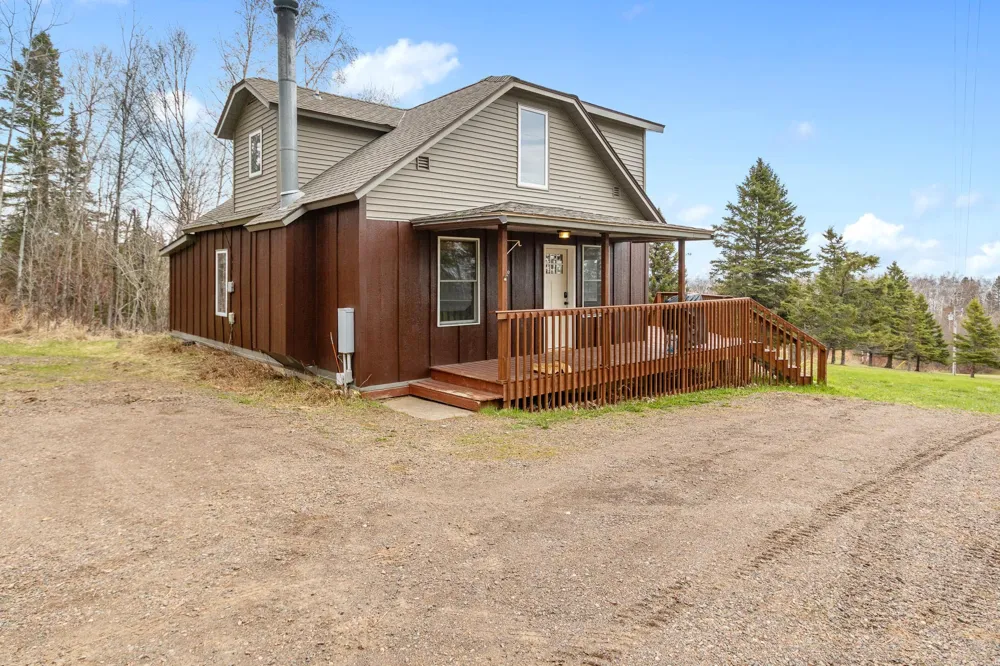 6076 Highway 61 Silver Bay, MN 55614