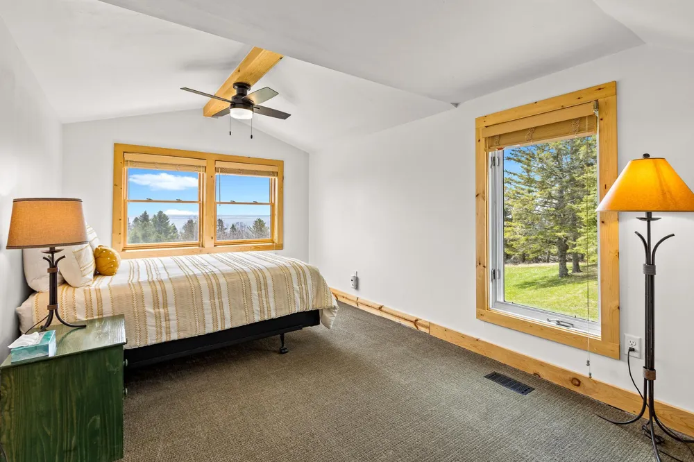 6076 Highway 61 Silver Bay, MN 55614