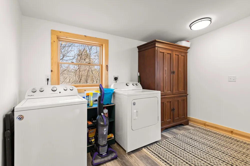 6076 Highway 61 Silver Bay, MN 55614