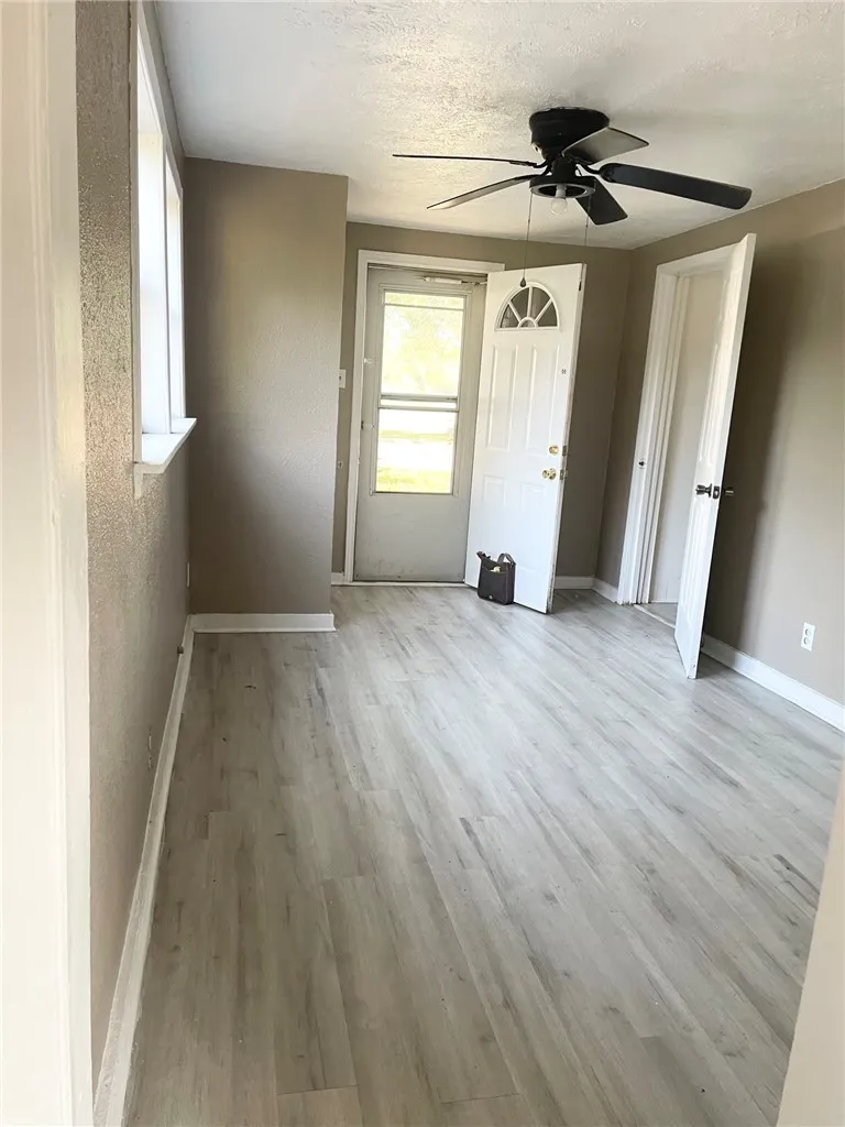 502 E Lott Avenue #U/L Kingsville, TX 78363