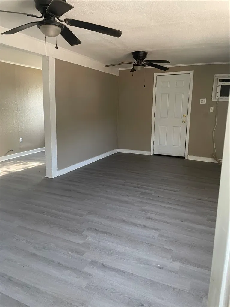 502 E Lott Avenue #U/L Kingsville, TX 78363