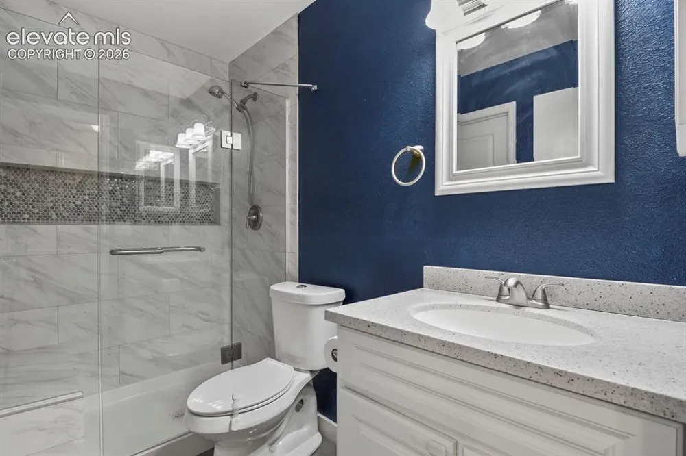 4290 S Mobile Circle #A Aurora, CO 80013