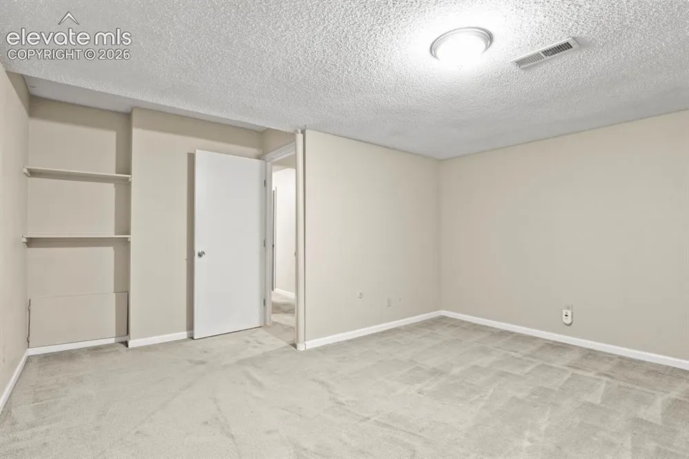 4290 S Mobile Circle #A Aurora, CO 80013