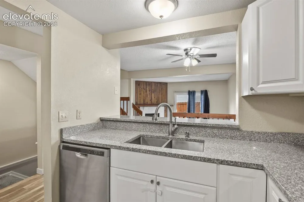 4290 S Mobile Circle #A Aurora, CO 80013