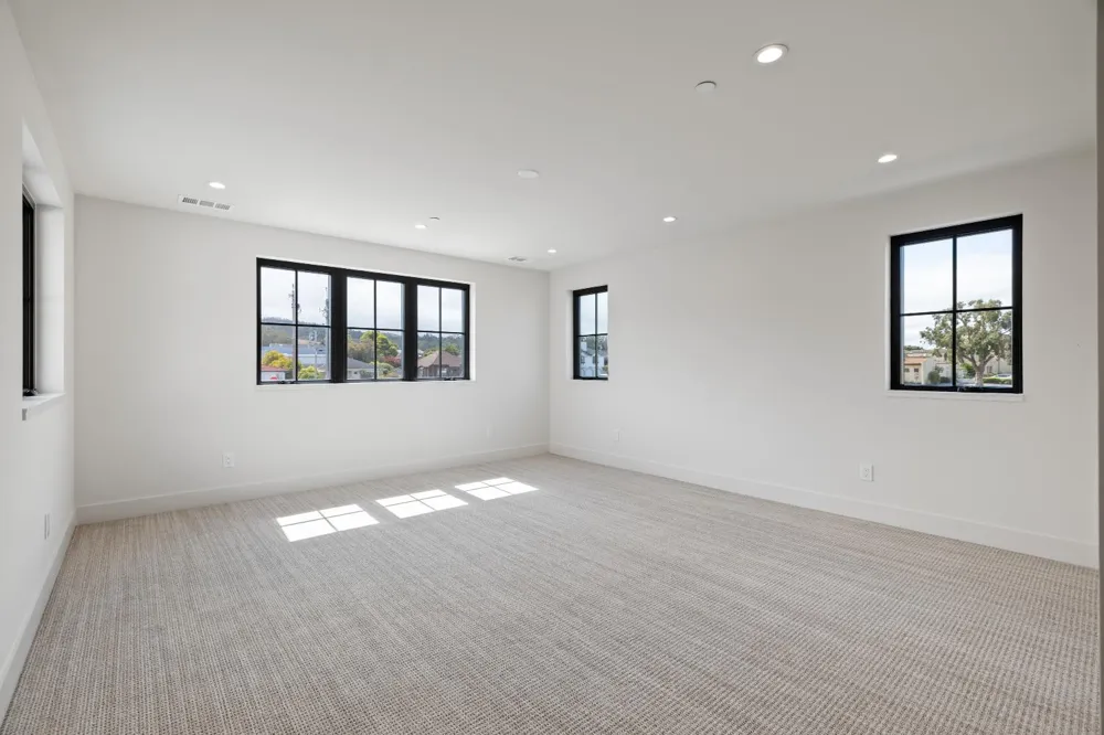568 Creekside Court Half Moon Bay, CA 94019