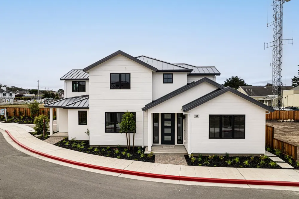 568 Creekside Court Half Moon Bay, CA 94019