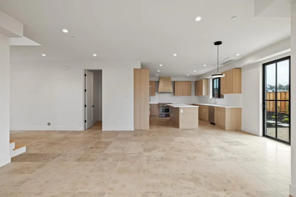 568 Creekside Court Half Moon Bay, CA 94019