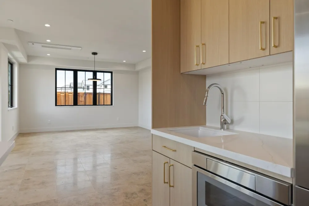 568 Creekside Court Half Moon Bay, CA 94019