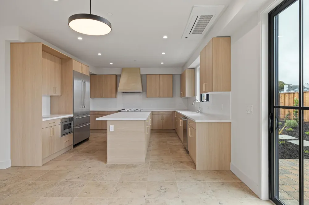 568 Creekside Court Half Moon Bay, CA 94019