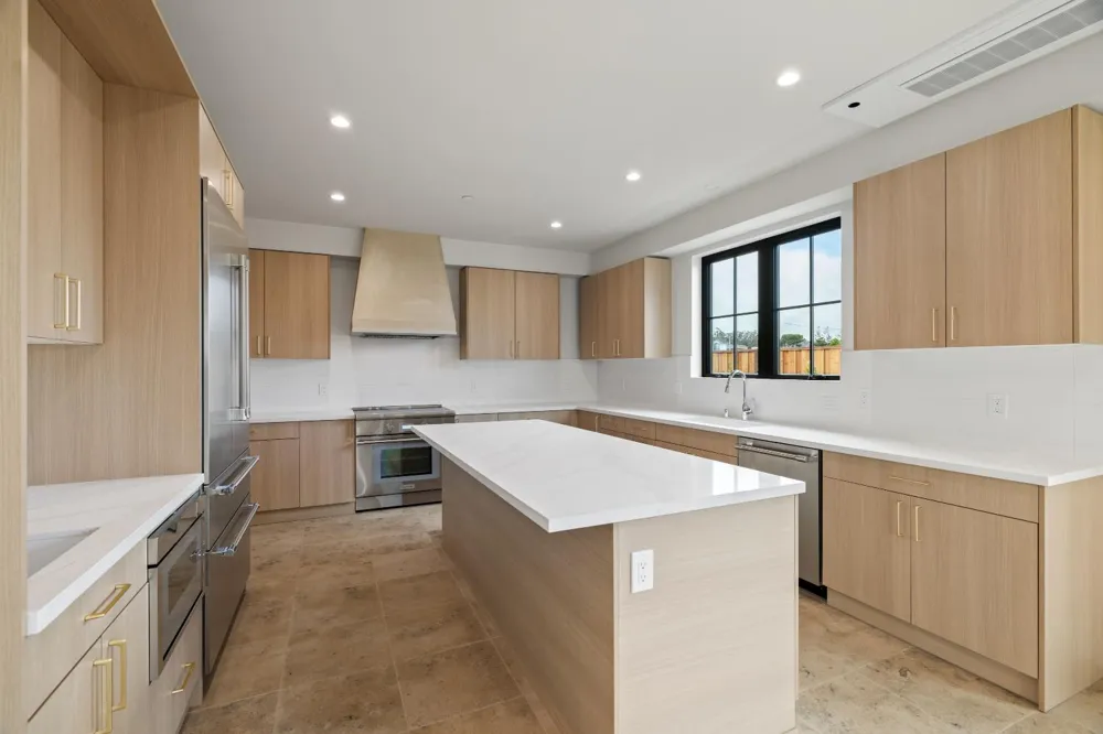 568 Creekside Court Half Moon Bay, CA 94019