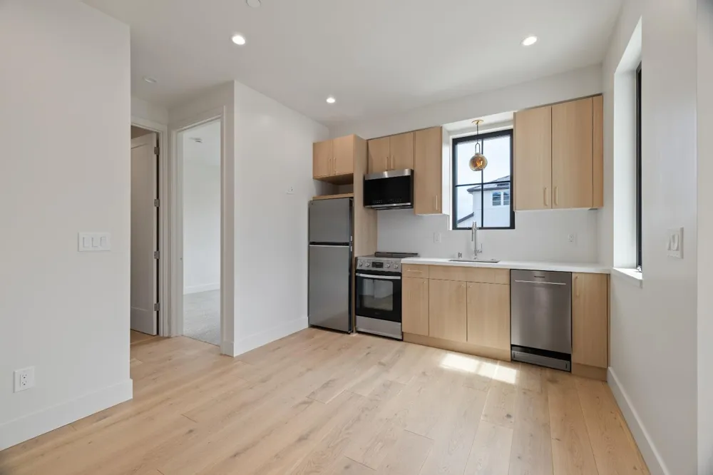 568 Creekside Court Half Moon Bay, CA 94019