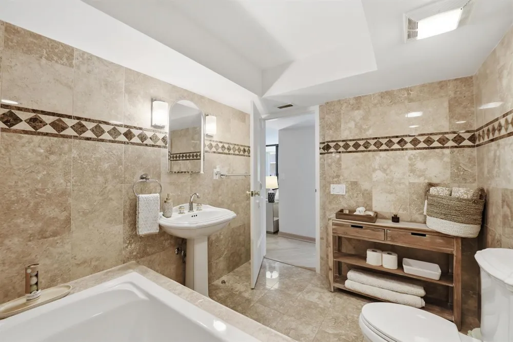 3200 S Ocean Boulevard #D203 Palm Beach, FL 33480