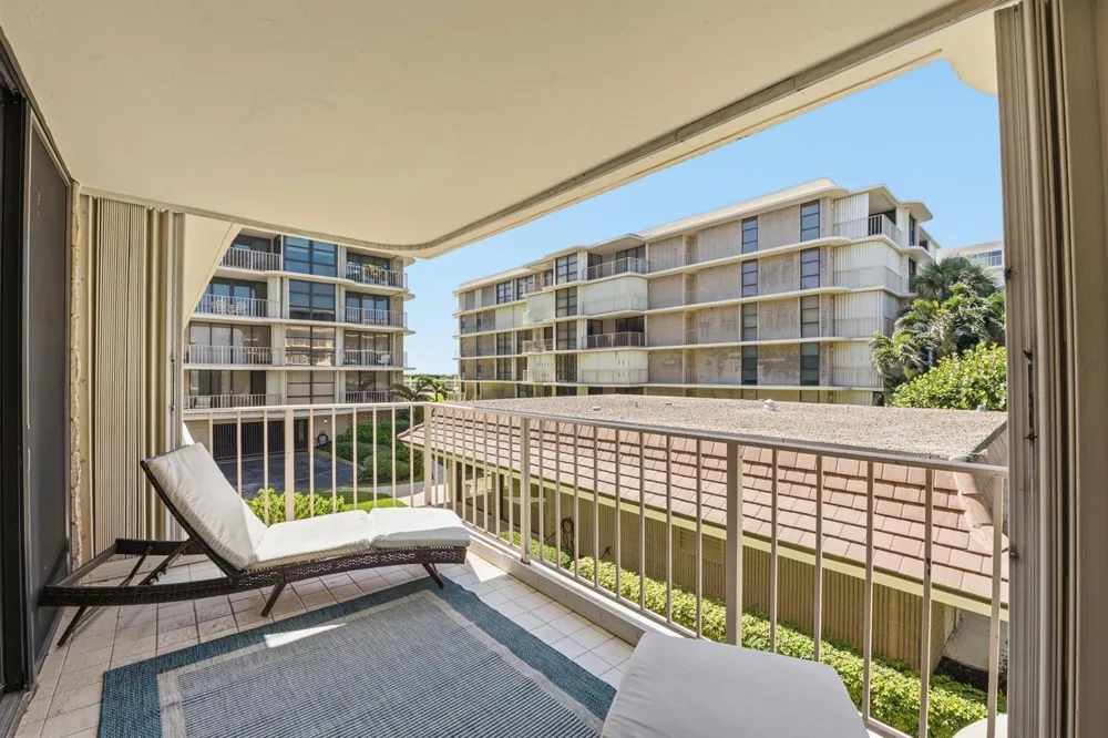 3200 S Ocean Boulevard #D203 Palm Beach, FL 33480