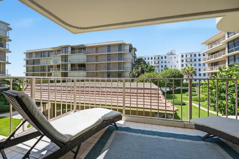 3200 S Ocean Boulevard #D203 Palm Beach, FL 33480